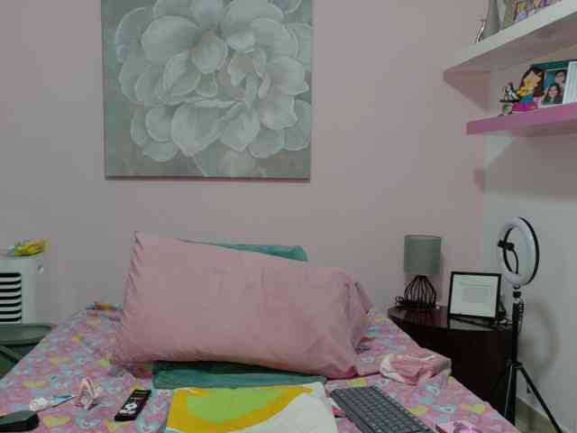 CindyCraw's webcam live show