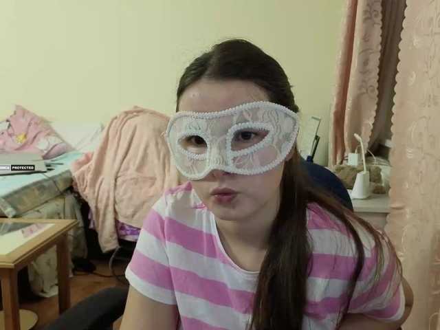 Mary2606 live cam on BongaCams