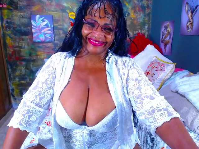 AdaBlake live cam on BongaCams