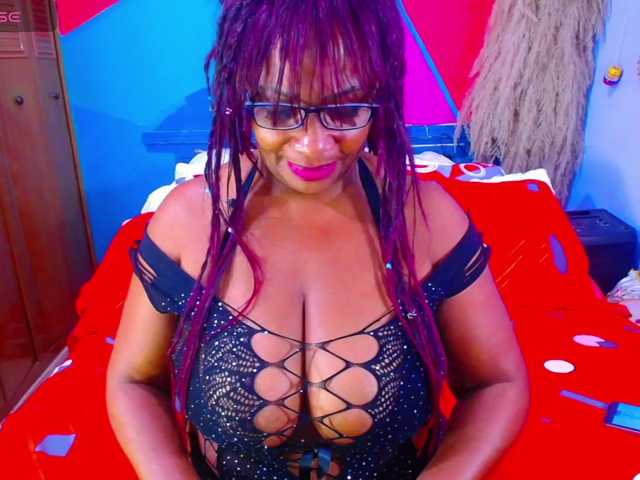 AdaBlake live cam on BongaCams
