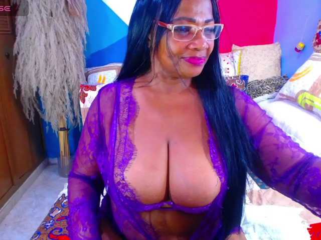 AdaBlake live cam on BongaCams
