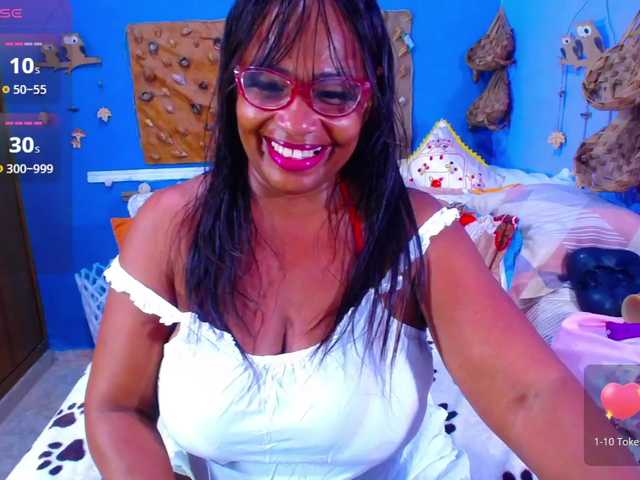 AdaBlake live cam on BongaCams