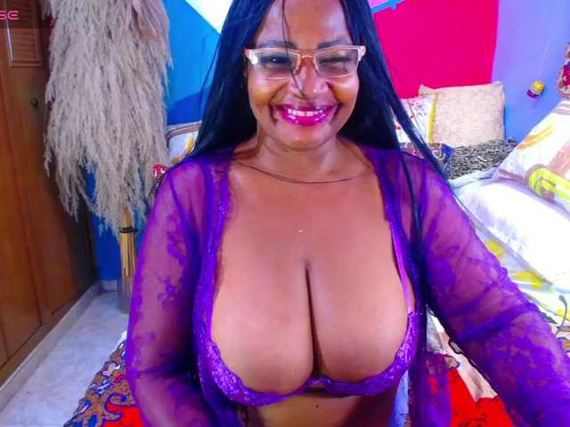 AdaBlake live cam on BongaCams