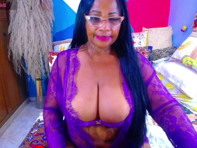 AdaBlake, en directo ahora en BongaCams