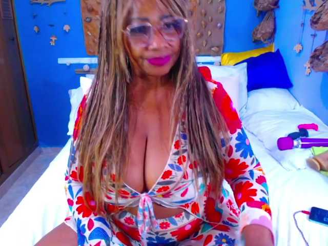 AdaBlake live cam on BongaCams