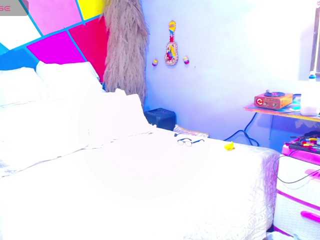 AdaBlake live cam on BongaCams