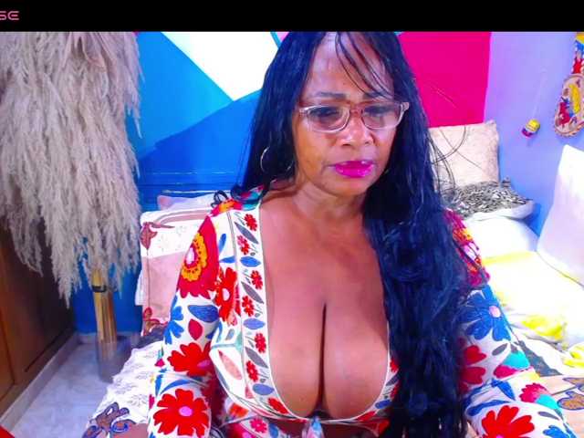 AdaBlake live cam on BongaCams