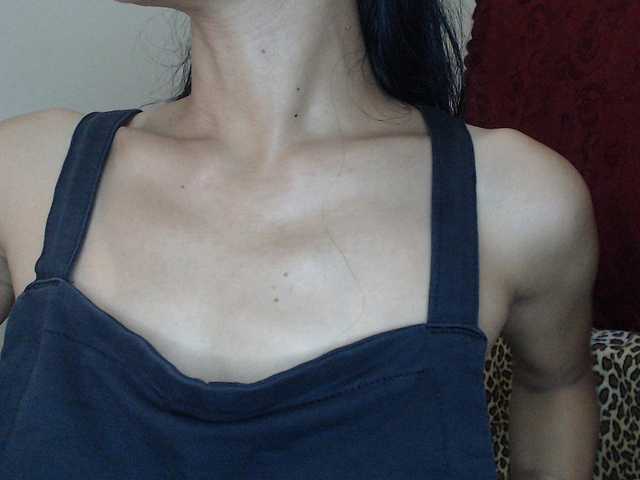 Zarenah live cam