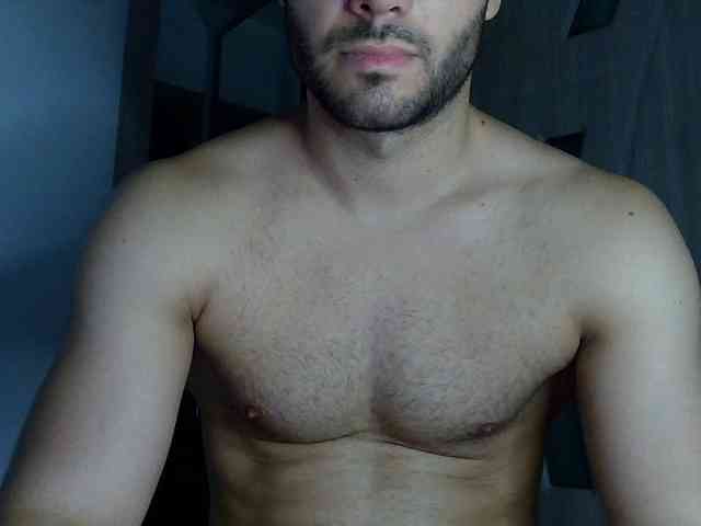 Justyn11 Sex Cam Show