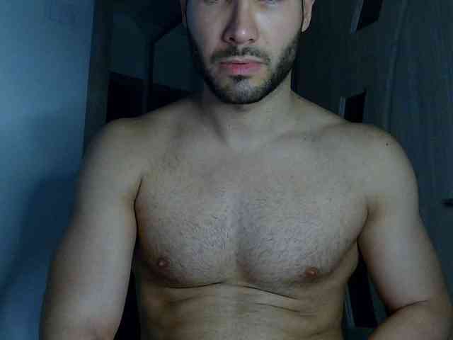 Justyn11 Sex Cam Show