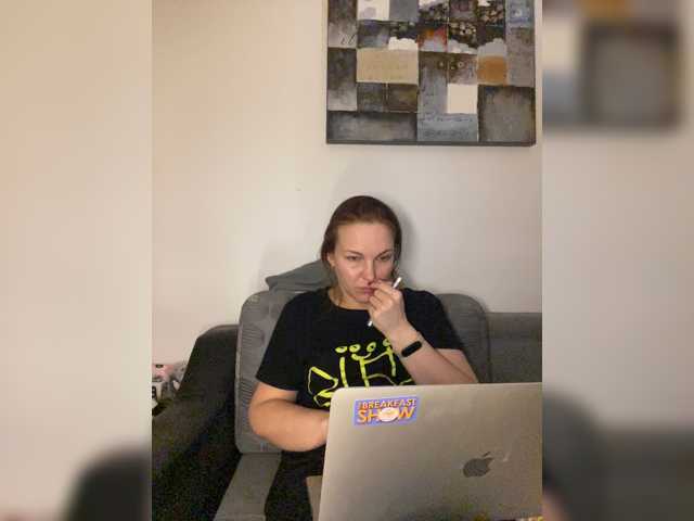 Alisasqrl, live now on BongaCams