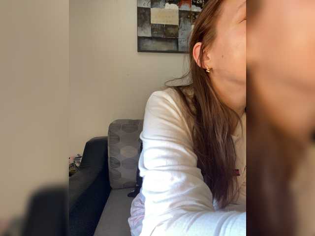 Alisasqrl ao vivo no BongaCams