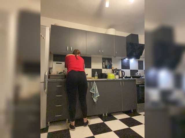 Alisasqrl live cam on BongaCams