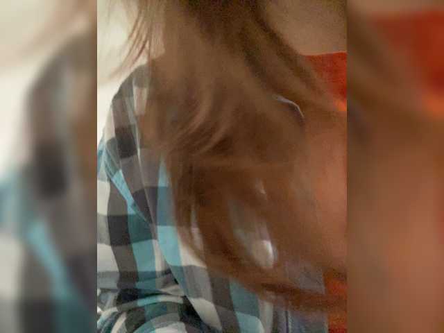 Alisasqrl live cam on BongaCams