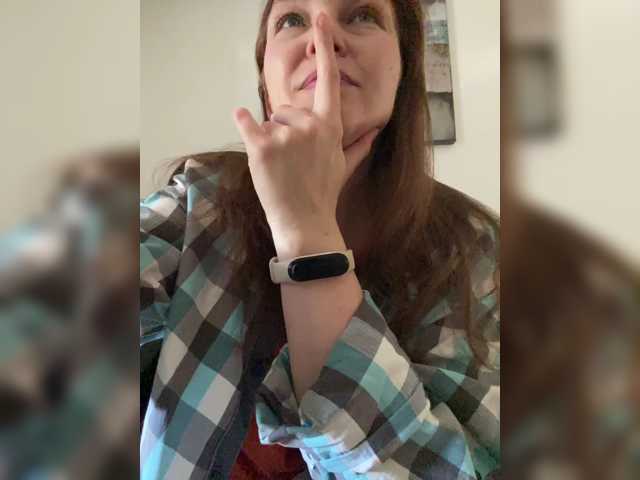 Alisasqrl live cam on BongaCams