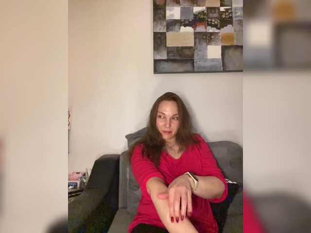 Alisasqrl live cam on BongaCams