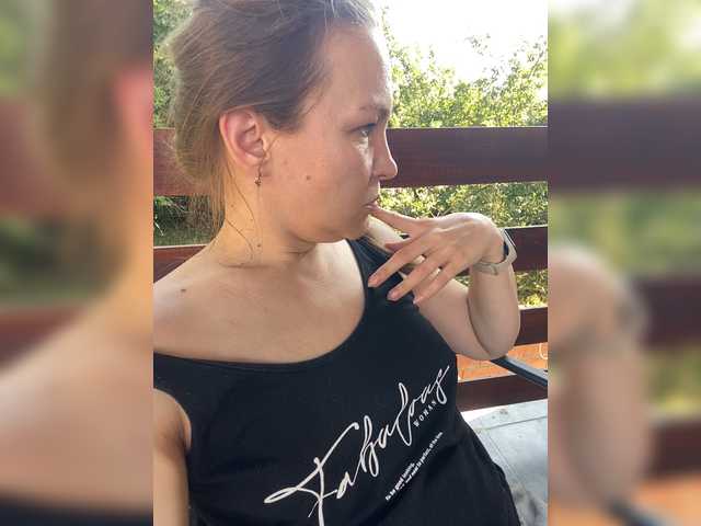 Alisasqrl live webcam show