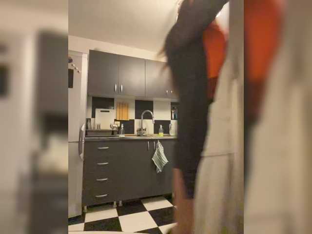 Alisasqrl live cam on BongaCams