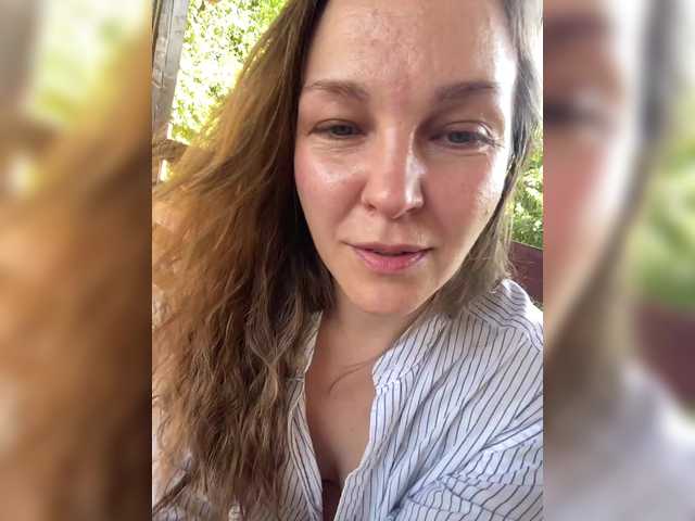 Alisasqrl live webcam show