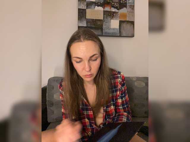 Alisasqrl live webcam show