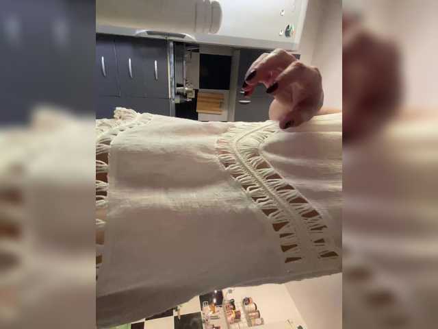 Alisasqrl live cam on BongaCams