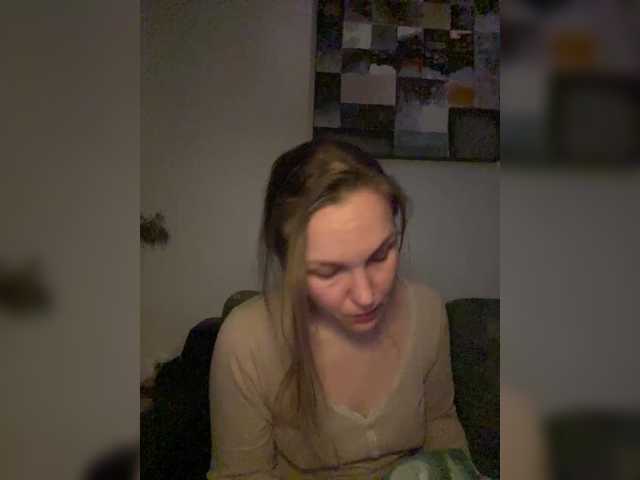 Alisasqrl's BongaCams show and profile