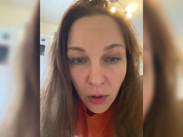 Alisasqrl live cam preview