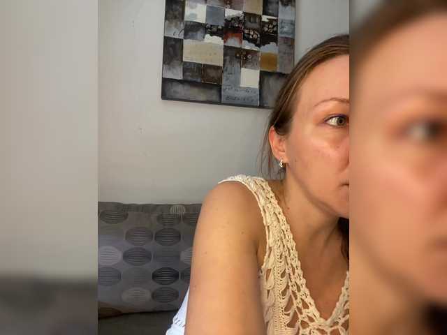 Alisasqrl live cam on BongaCams