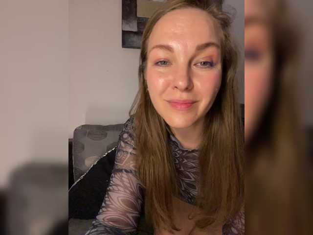 Alisasqrl live webcam show
