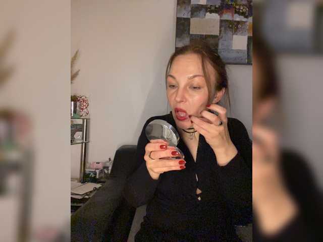 Alisasqrl, en vivo ahora en BongaCams