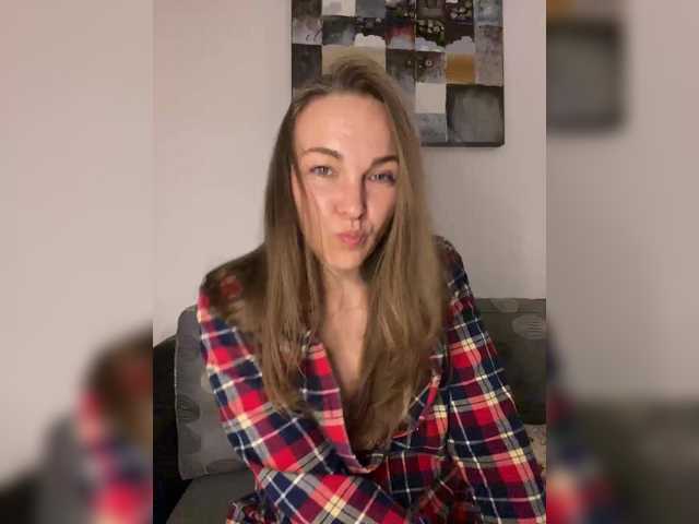 Alisasqrl live webcam show