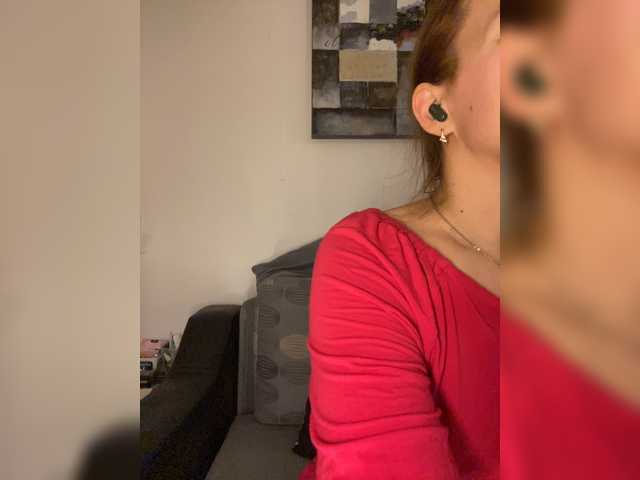 Alisasqrl live cam preview