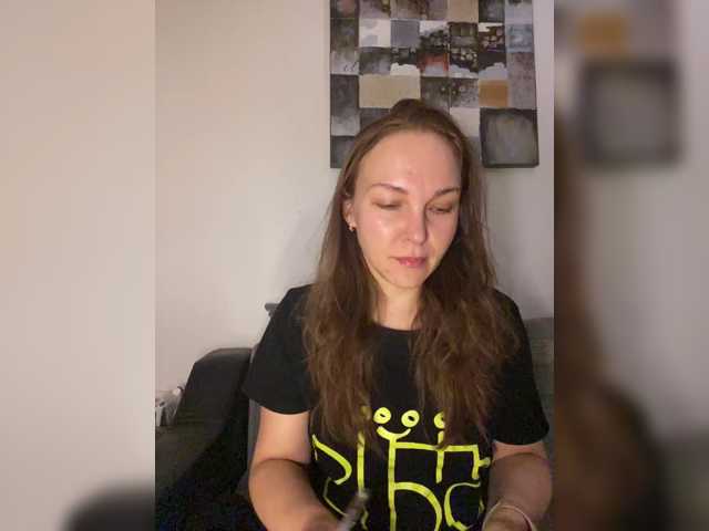Alisasqrl live cam on BongaCams
