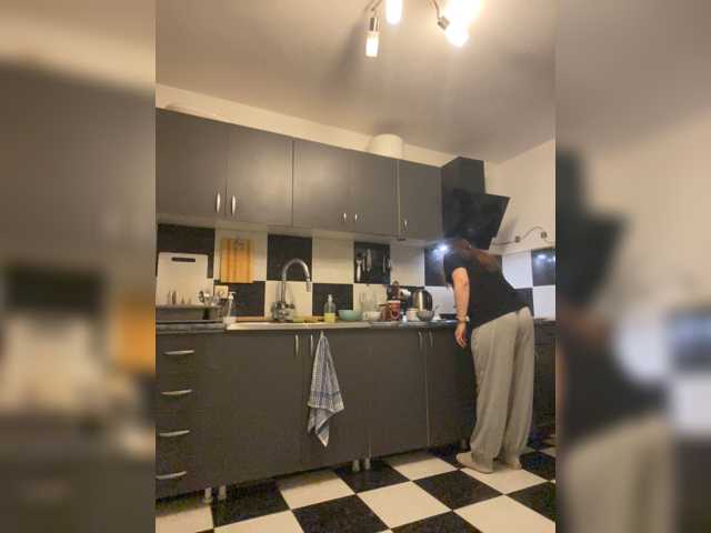 Alisasqrl live cam preview