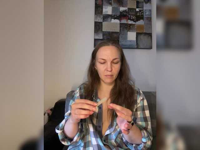 Alisasqrl live cam on BongaCams