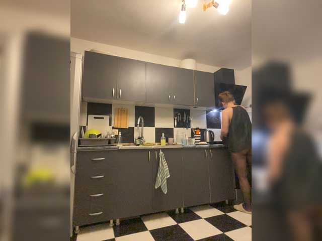 Alisasqrl live cam on BongaCams
