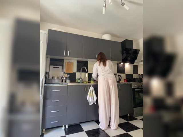 Alisasqrl live cam preview