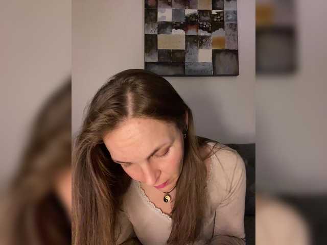Alisasqrl live cam on BongaCams