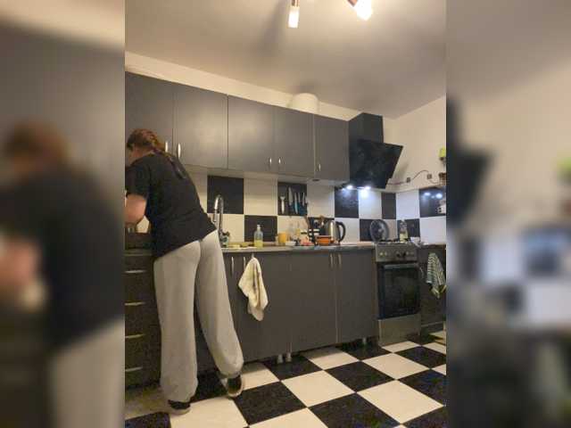 Alisasqrl live cam on BongaCams