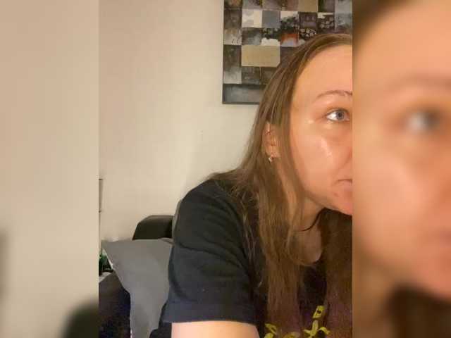 Alisasqrl live cam on BongaCams