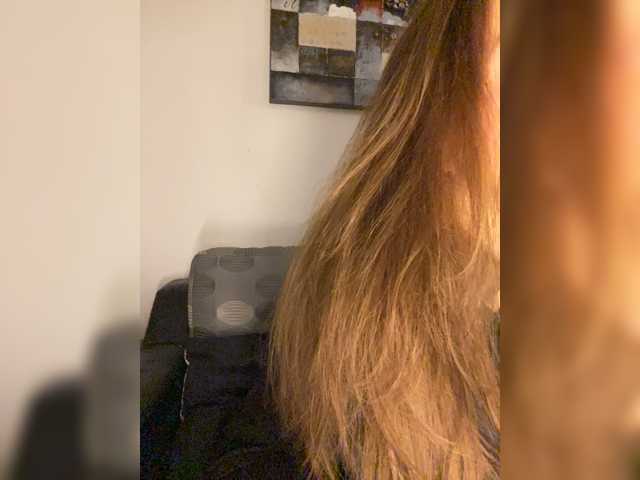 Alisasqrl live cam on BongaCams