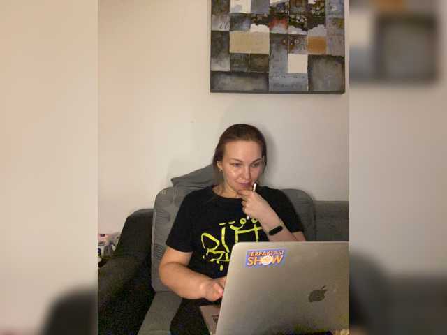 Alisasqrl live cam preview