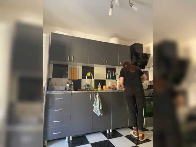 Alisasqrl live cam preview