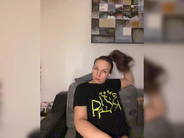 Alisasqrl live cam on BongaCams