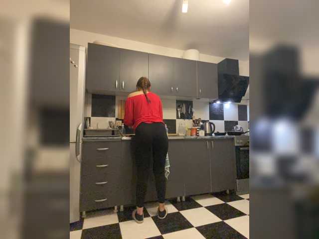 Alisasqrl live cam preview