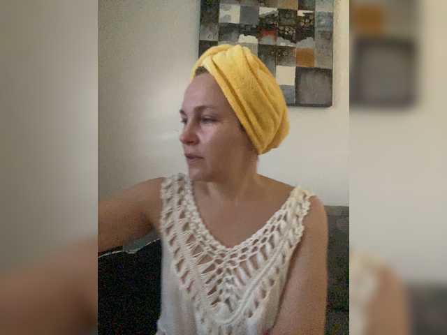 Alisasqrl live cam on BongaCams