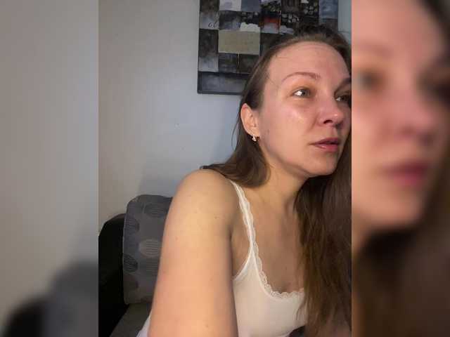 Alisasqrl live cam on BongaCams