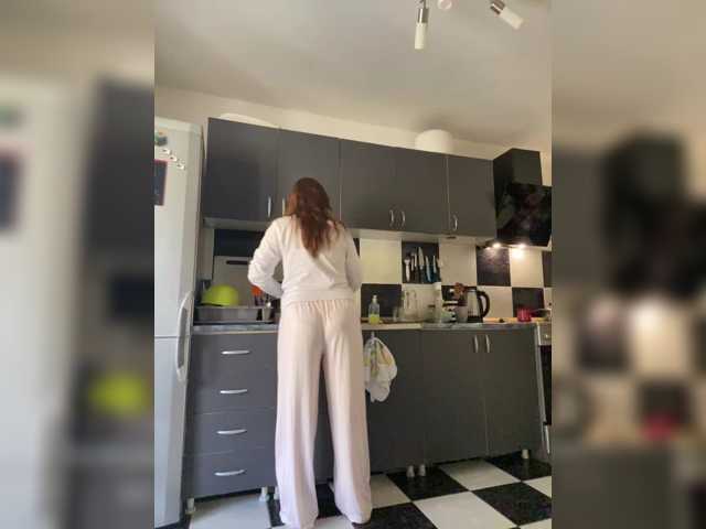 Alisasqrl, en vivo ahora en BongaCams