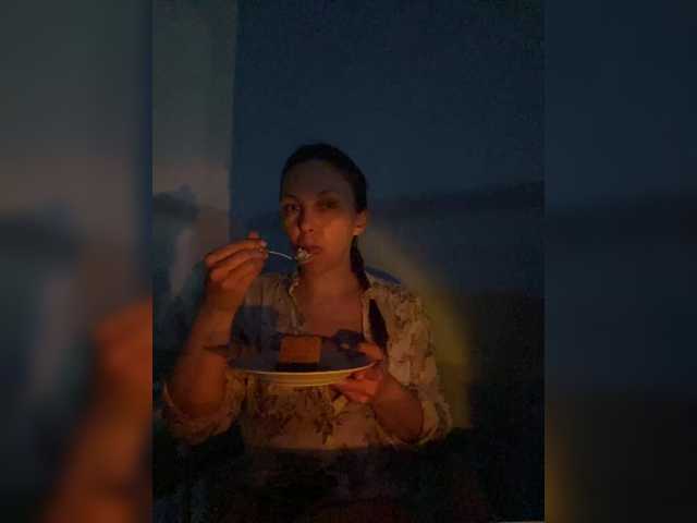 Alisasqrl live cam on BongaCams