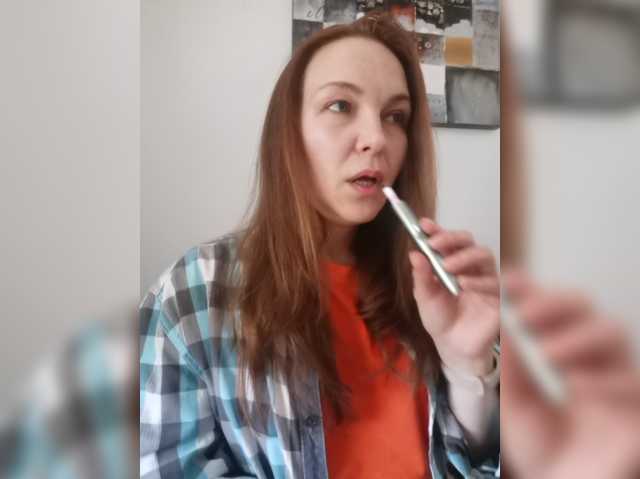 Alisasqrl live cam on BongaCams